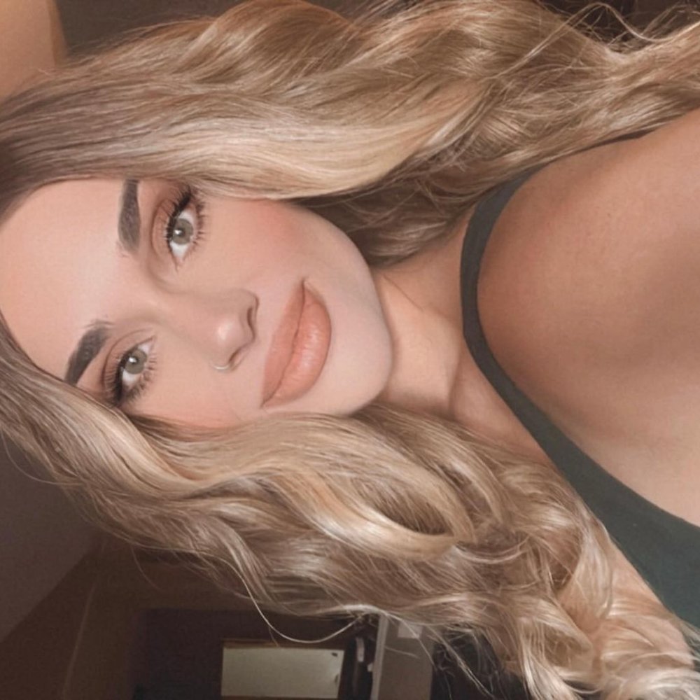 Meet your Posher, Lexi